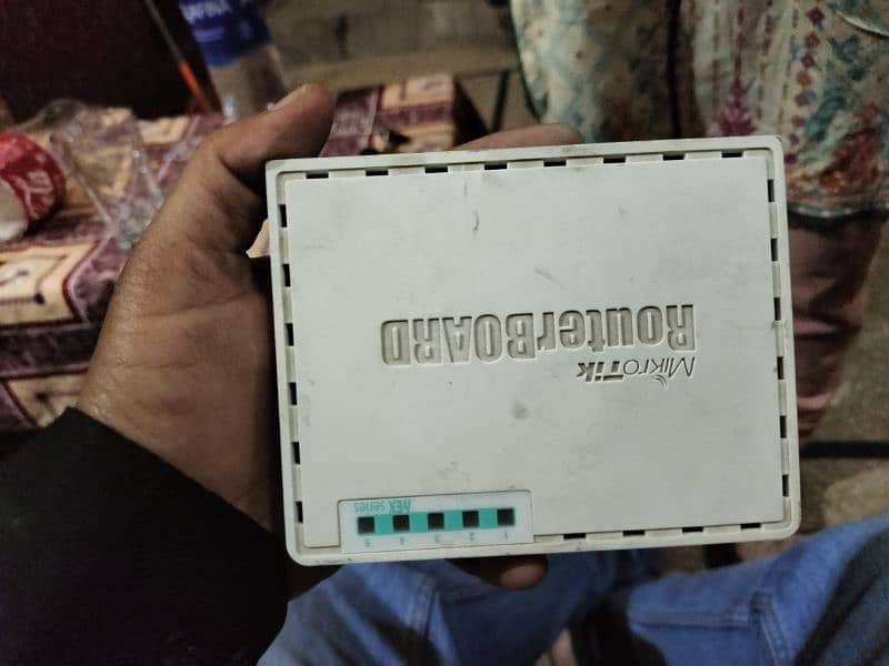 Mikrotik Rb750 Gr3 1