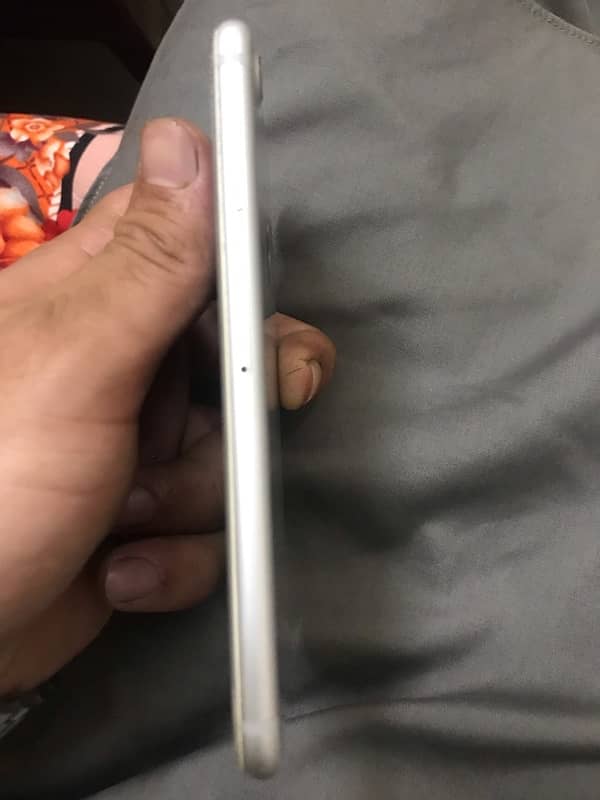 iPhone 7 32gb 0
