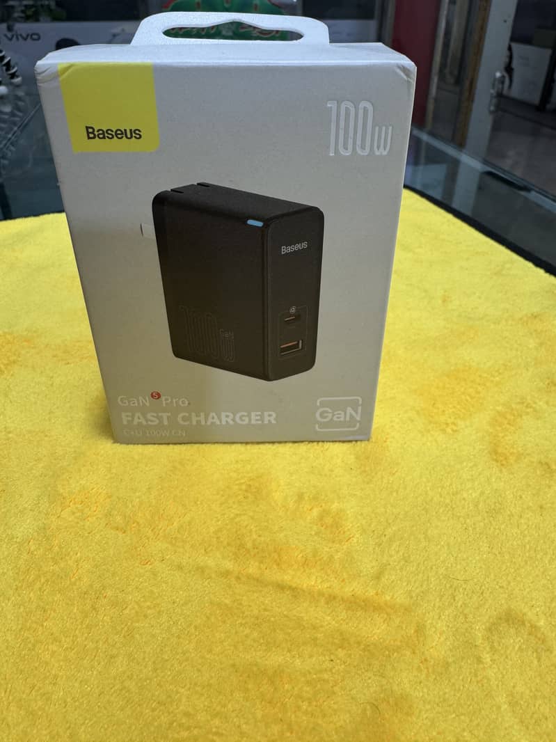 Baseus 100 w charger support 20w iOS,30 w 45 w 0