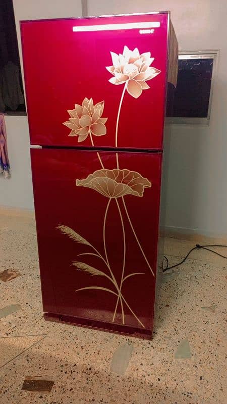 ORIENT FRIDGE MEDIUM SIZE VERY GOOD CONDITION NO REPAIR URGENT Sale 1