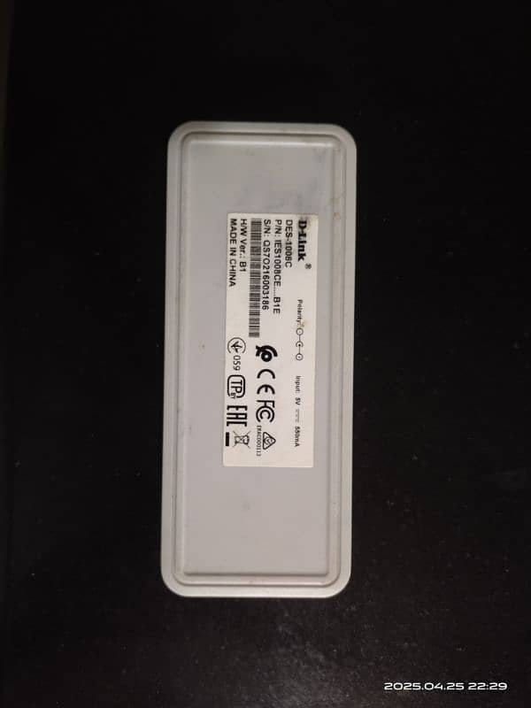 D Link DES-1008C 8-Port Unmanaged Switch 2
