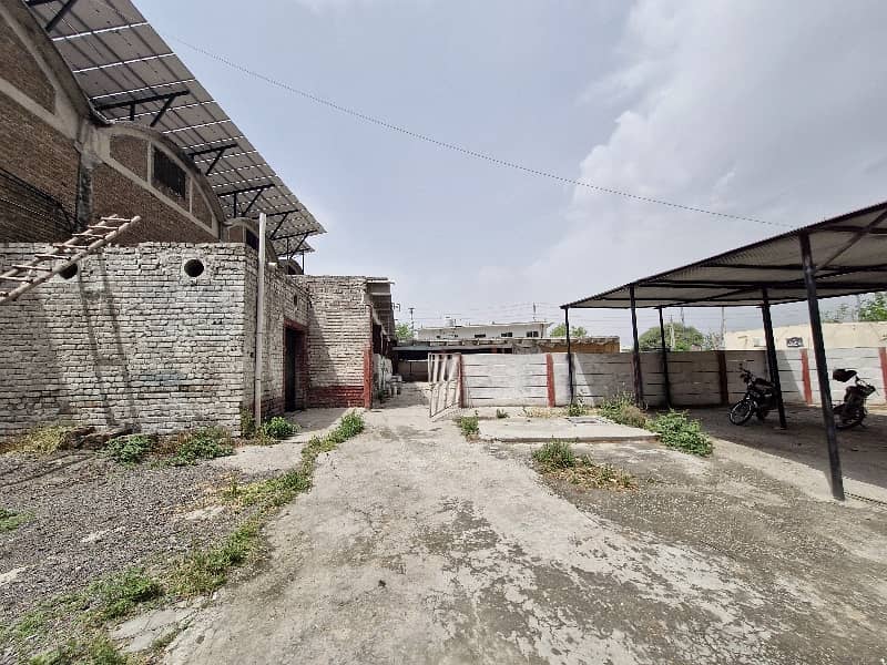 3 Kanal Factory Available for Rent 10