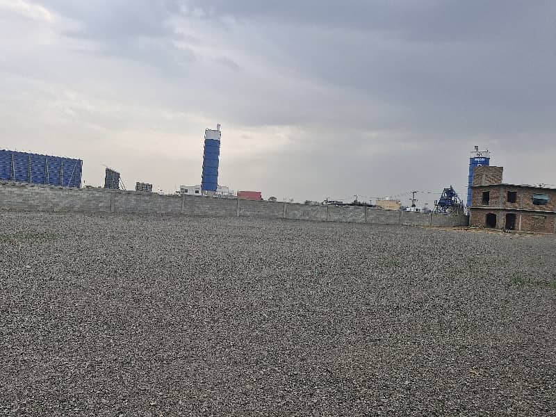 10 Kanal Warehouse/Yard Available For Rent 3