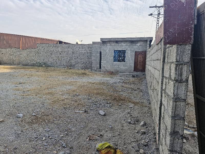 2 Kanal Yard/Warehouse Available For Rent 3