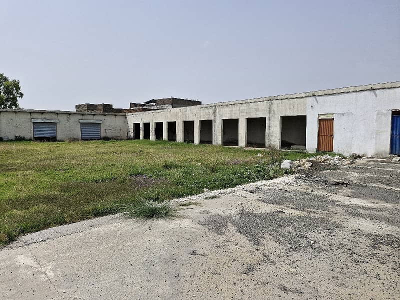 2.5 Kanal Yard/Warehouse Available For Rent 1