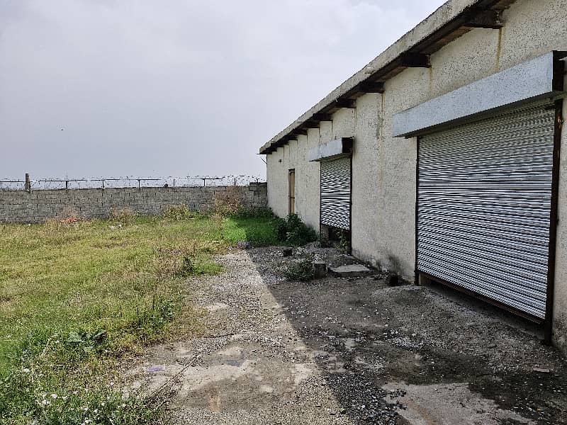 2.5 Kanal Yard/Warehouse Available For Rent 9