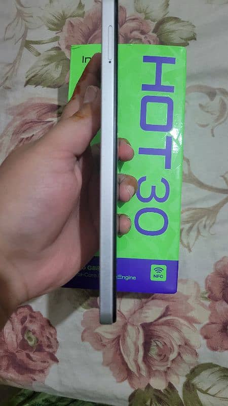 Infinix hot 30 RAM	8 GB Memory	128 GB 4