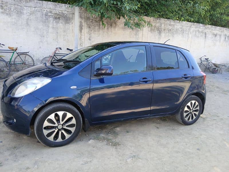 Toyota Vitz 2007 1