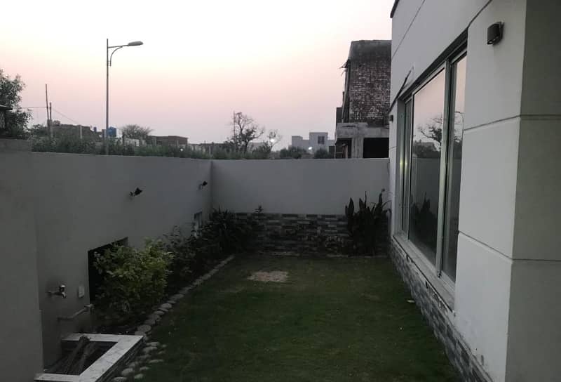 10 Marla House Rent On Main Road Phase 1-DHA Lahore 5
