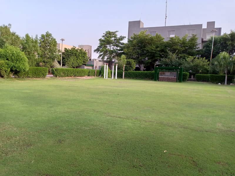 3 KANAL FACTORY FOR RENT IN LDA AVENUE 1 11