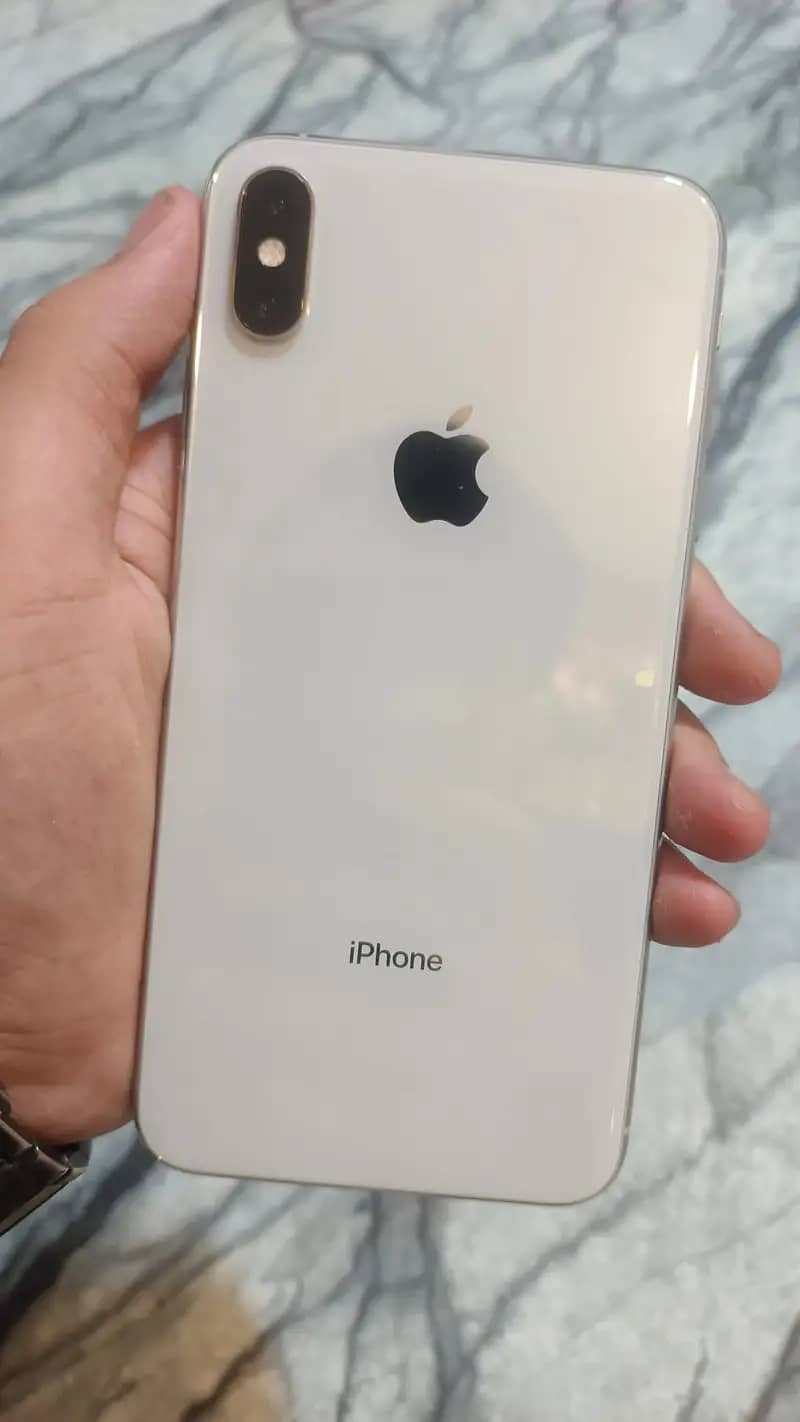 I phone Xs max 0