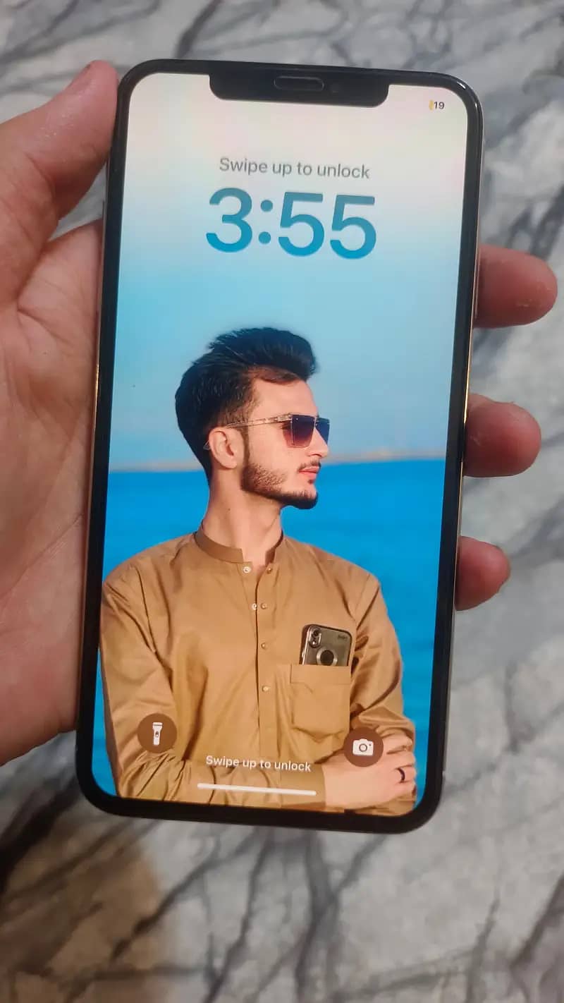 I phone Xs max 1