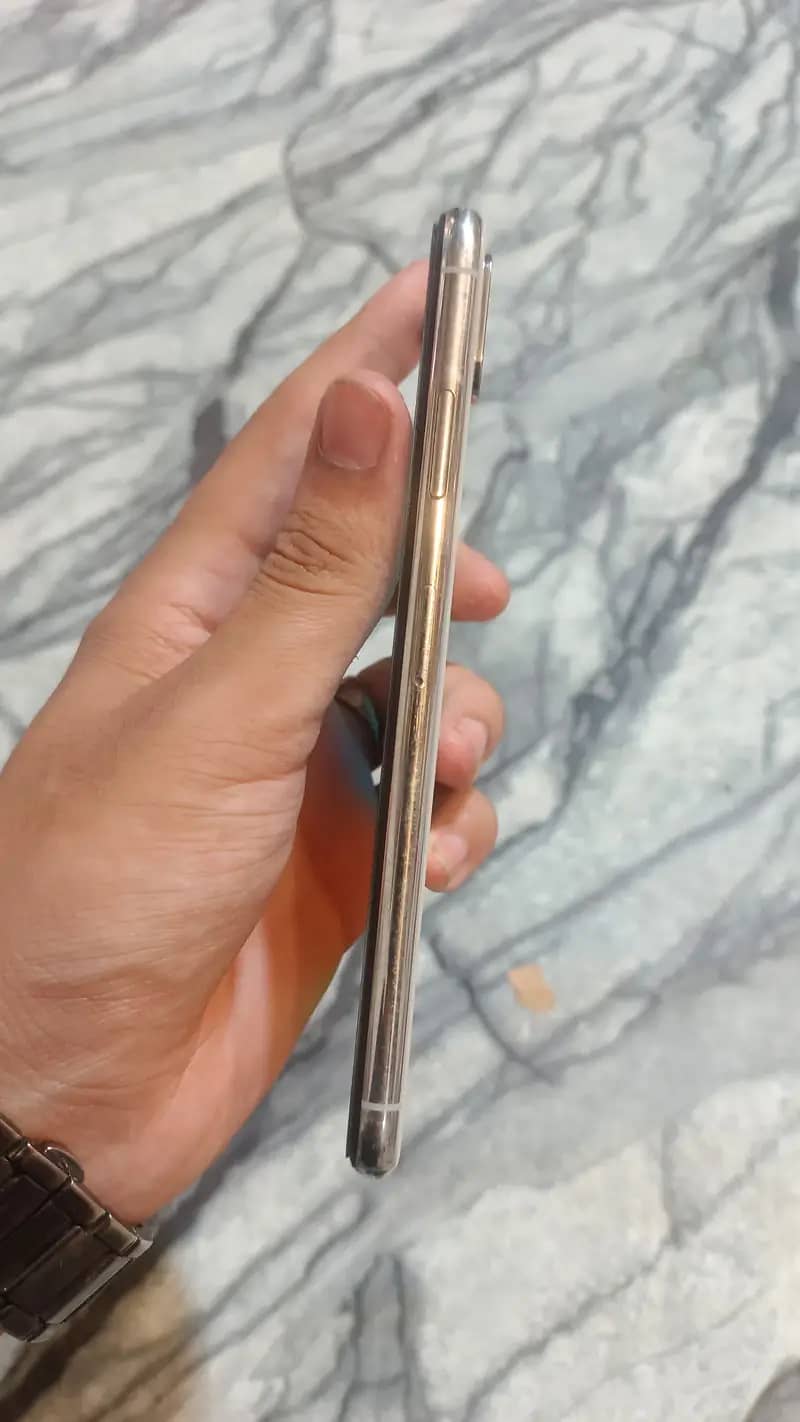 I phone Xs max 5