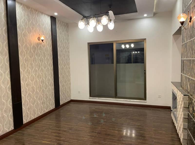 Facing Park Kanal House Rent In DHA Phase 1-N-Lahore 4