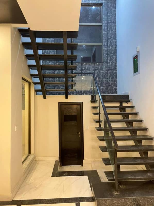 Facing Park Kanal House Rent In DHA Phase 1-N-Lahore 15