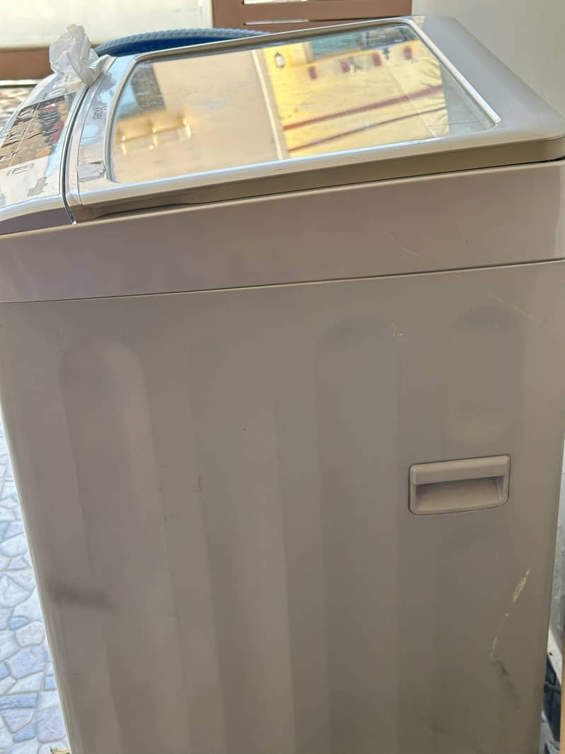 Selling my used Haier automatic washing machine 2