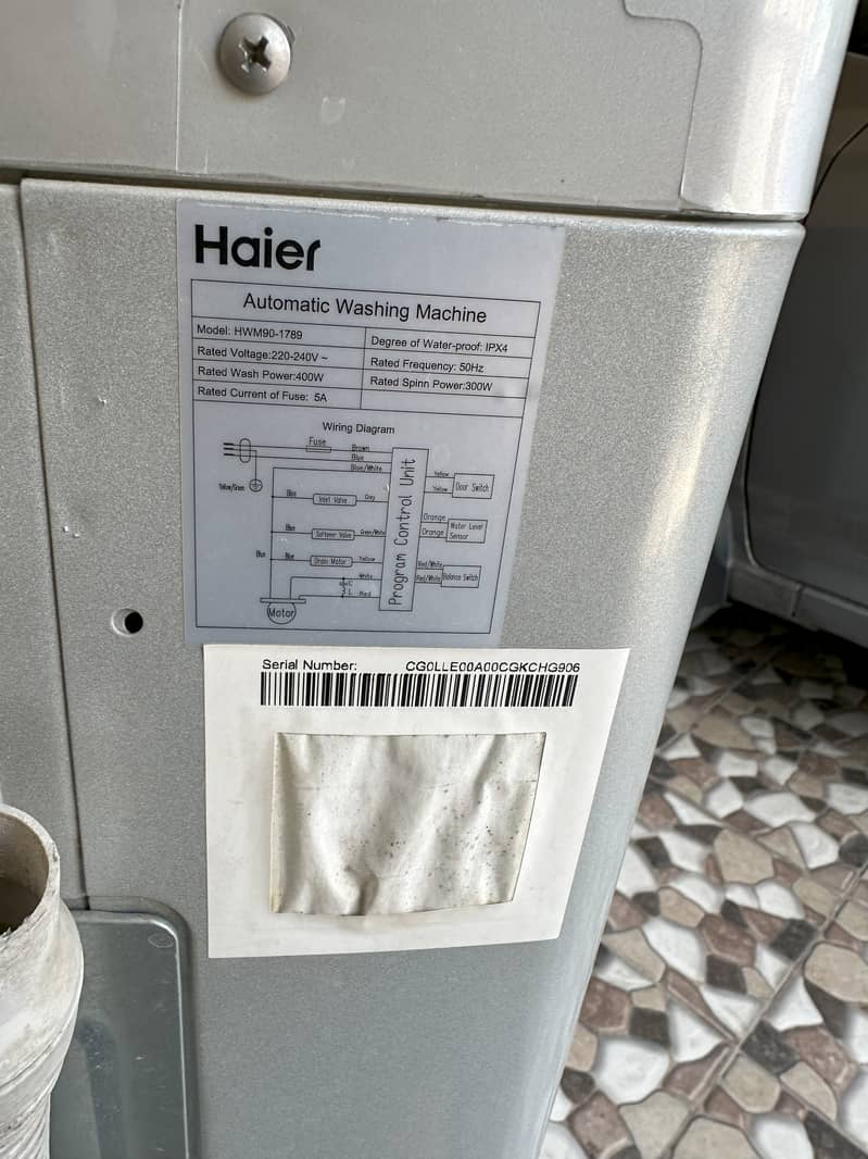 Selling my used Haier automatic washing machine 6