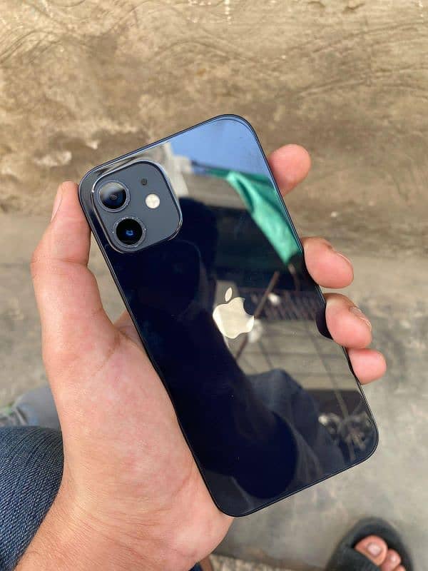 iphone 12 FACTORY UNLOCKED 2