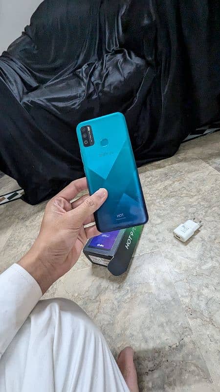 Infinix Hot9 Play 4/64 With Box And Charger PTA approved All Ok 0