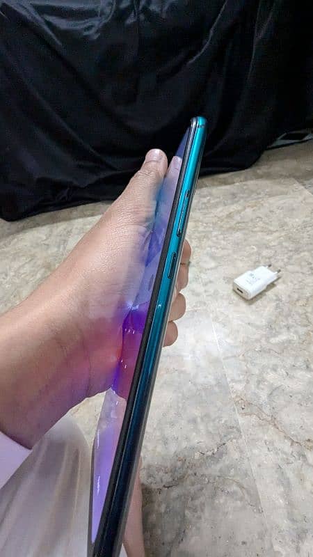 Infinix Hot9 Play 4/64 With Box And Charger PTA approved All Ok 3
