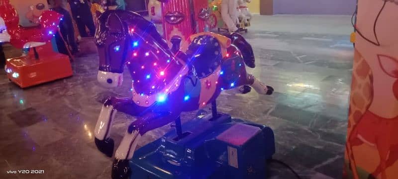 Swing Rides |  Toyland | Kid Ride | Token / Rides / jumping caslte 16