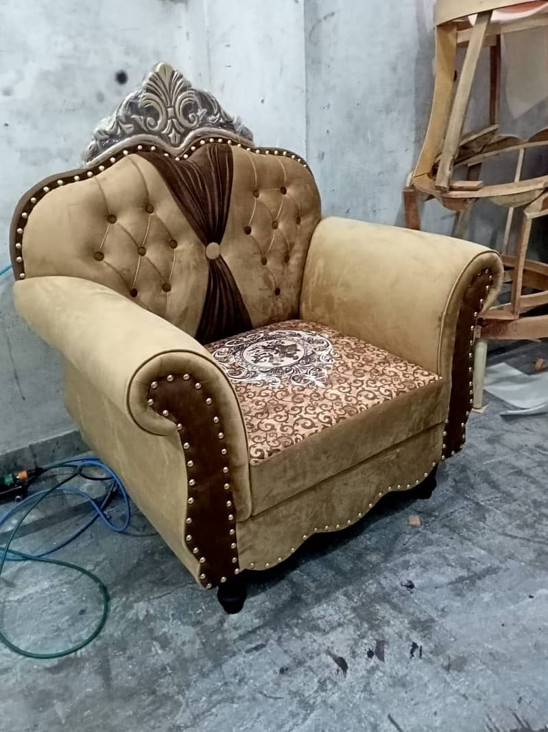 5 Seater sofa with good quality 15 sal seat warranty  for 20%off 1