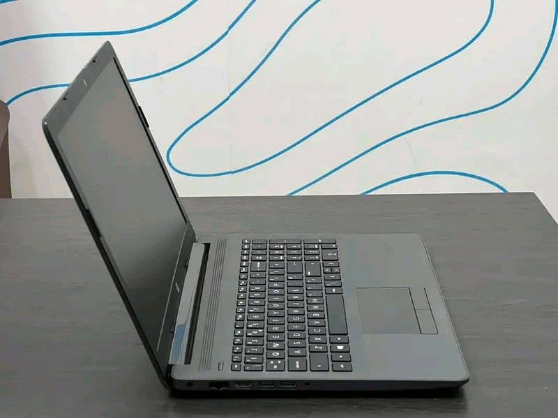 Hp G7 AMD Gaming 5GB+2GB Dedicated Graphic Card 12GB Ram ~ 256GB Ssd 3