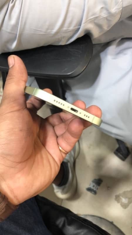 Iphone 12 128Gb PTA approved both sims 2