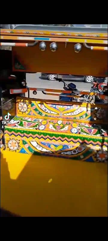 riksha 100cc united  used condition like new 2