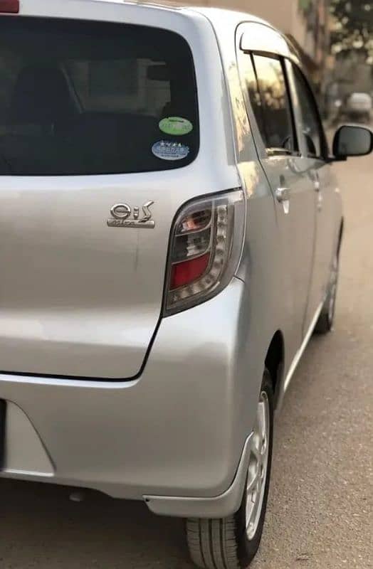 Daihatsu Mira 2018 3