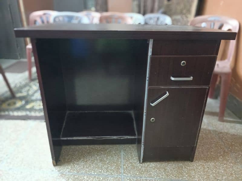 An office table! 4