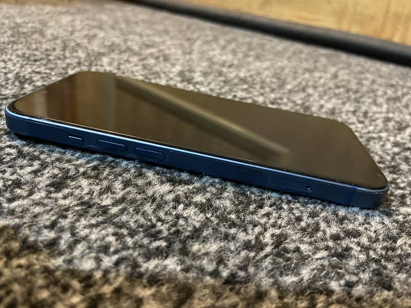 iPhone 13 Jv 256gb 4
