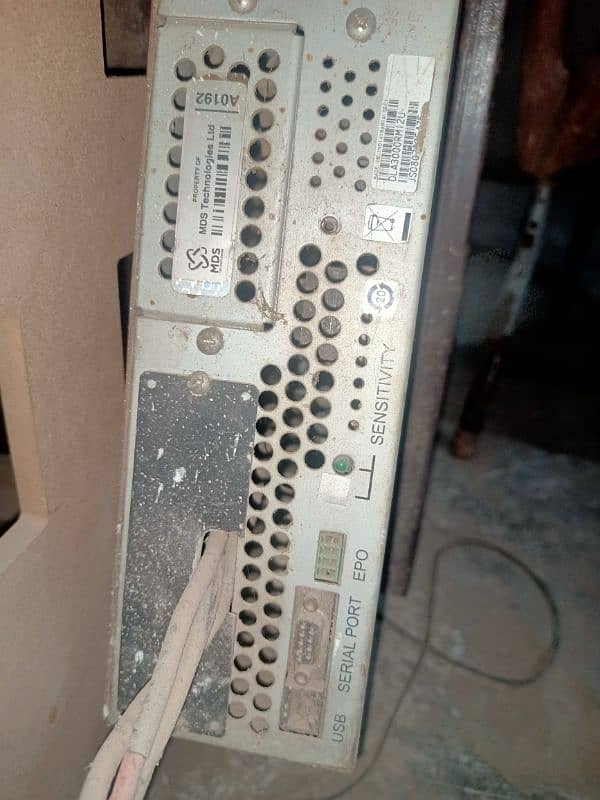APC 3000va smart ups 0
