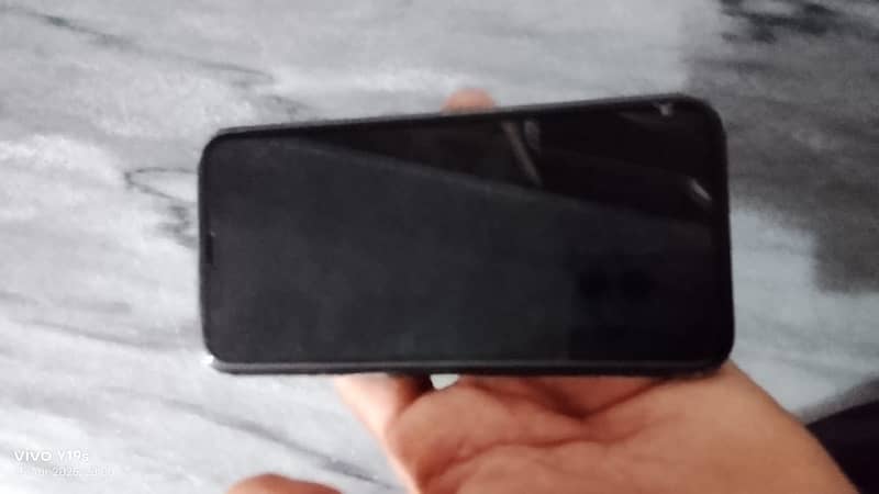 i phone 11 pro 128gb 84 health non pta 4