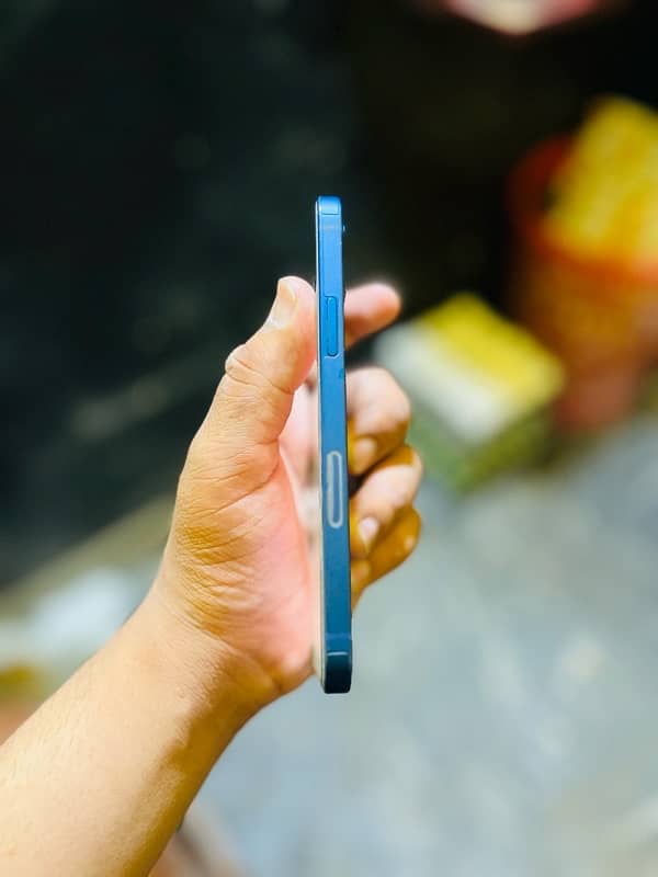IPhone 12 2