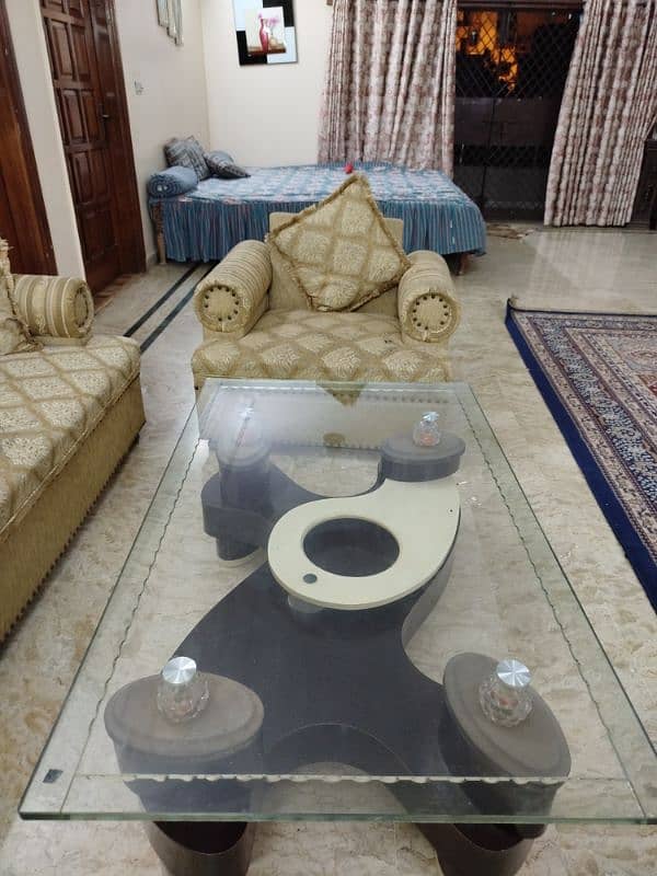 7 SEATER SOFA SET WITH CENTER TABLE 3