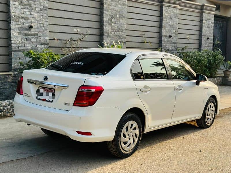 Toyota axio 2018 reg 2022 4