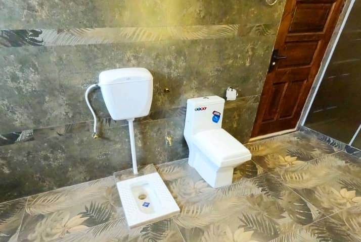 Brand New 10 Marla House Available In Allama Iqbal Town - Raza Block For sale 4