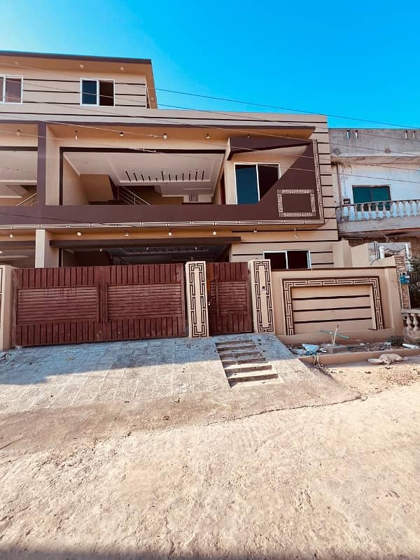 1 Kanal House Available For Sale In Gulshan Abad. 4