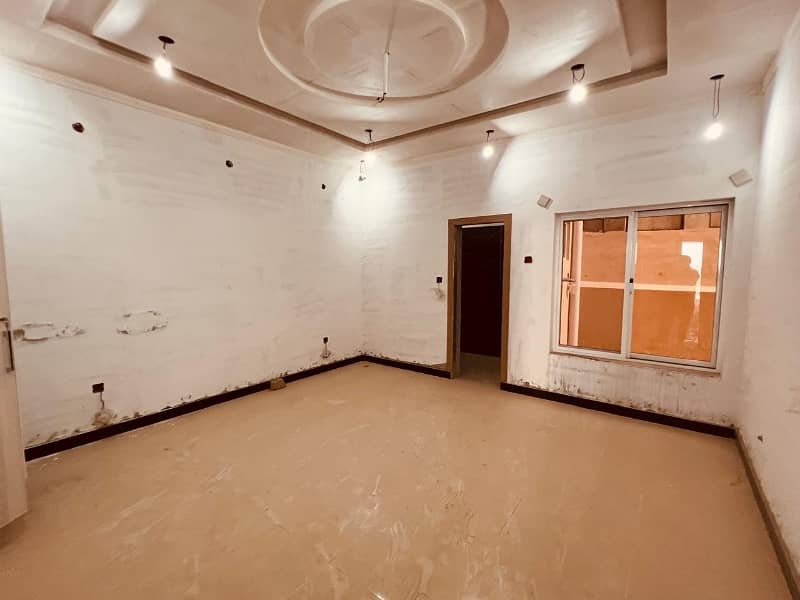 1 Kanal House Available For Sale In Gulshan Abad. 12
