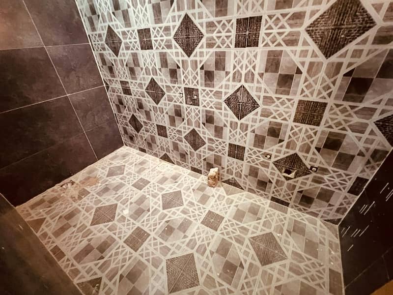 1 Kanal House Available For Sale In Gulshan Abad. 21