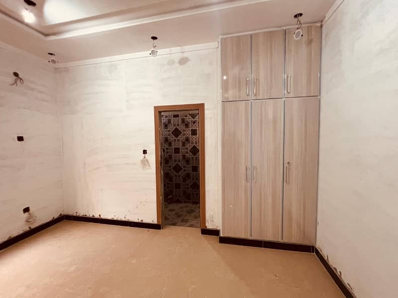 1 Kanal House Available For Sale In Gulshan Abad. 23