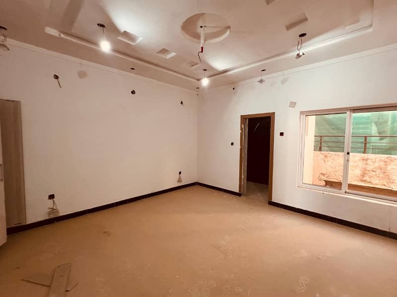 1 Kanal House Available For Sale In Gulshan Abad. 24