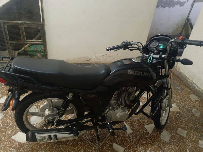 Suzuki gd110s 4