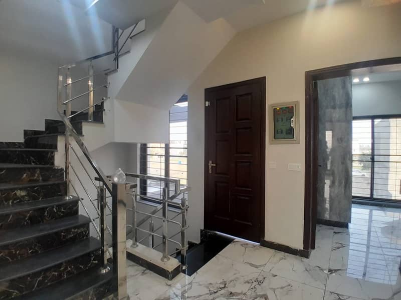 BRAND NEW HOUSE 5 MARLA AVAILABLE FOR SALE IN PHASE ONE BAHRIA ORCHARD LAHORE 6