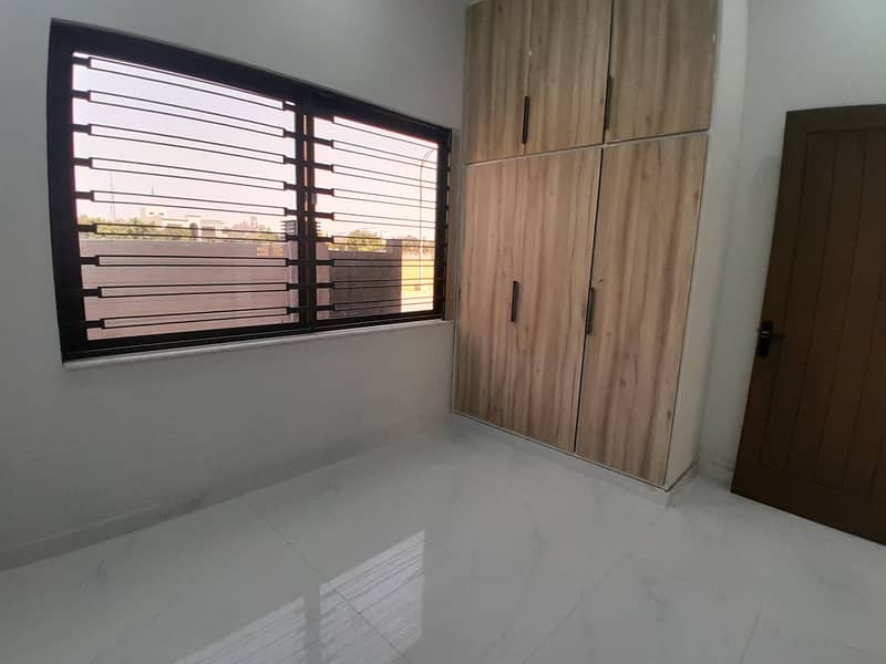 BRAND NEW HOUSE 5 MARLA AVAILABLE FOR RENT IN BAHRIA ORCHARD LAHORE 4