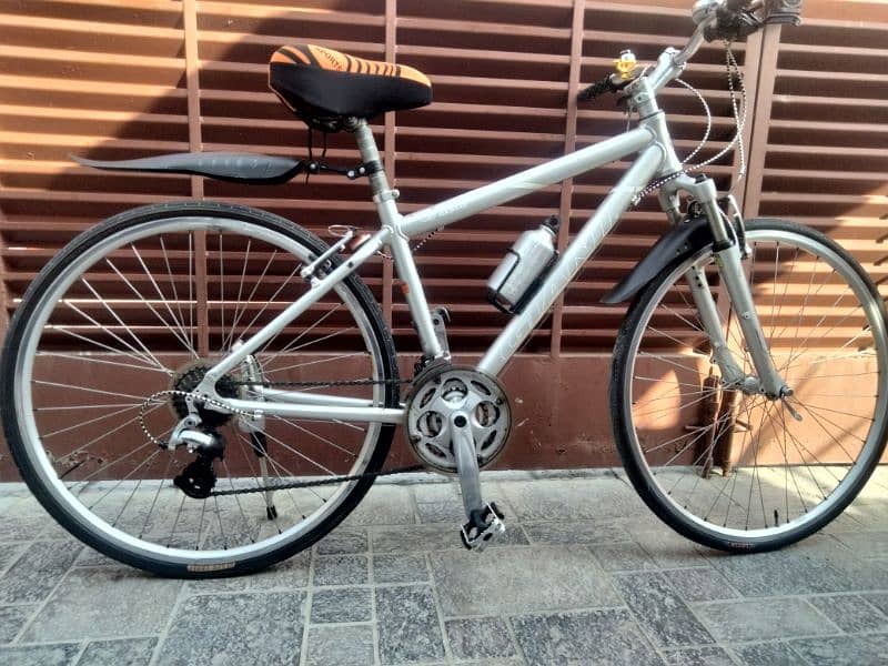 Giant hybrid cycle impoted from Taiwan 1