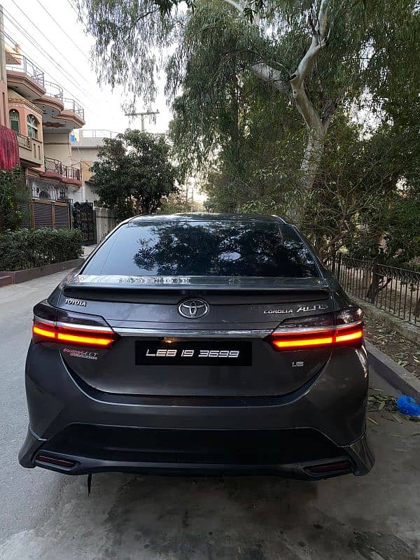 Toyota Corolla Altis 2019 11