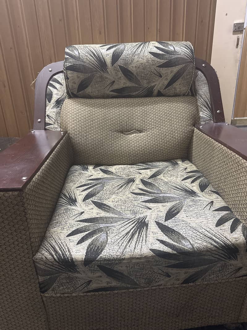 Sofa set 0