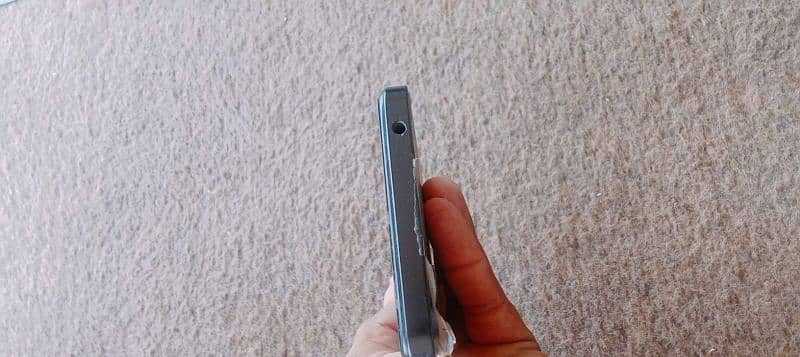 redmi 13C 8+8 GB RAM ?? 128 GB memory box sath he 5